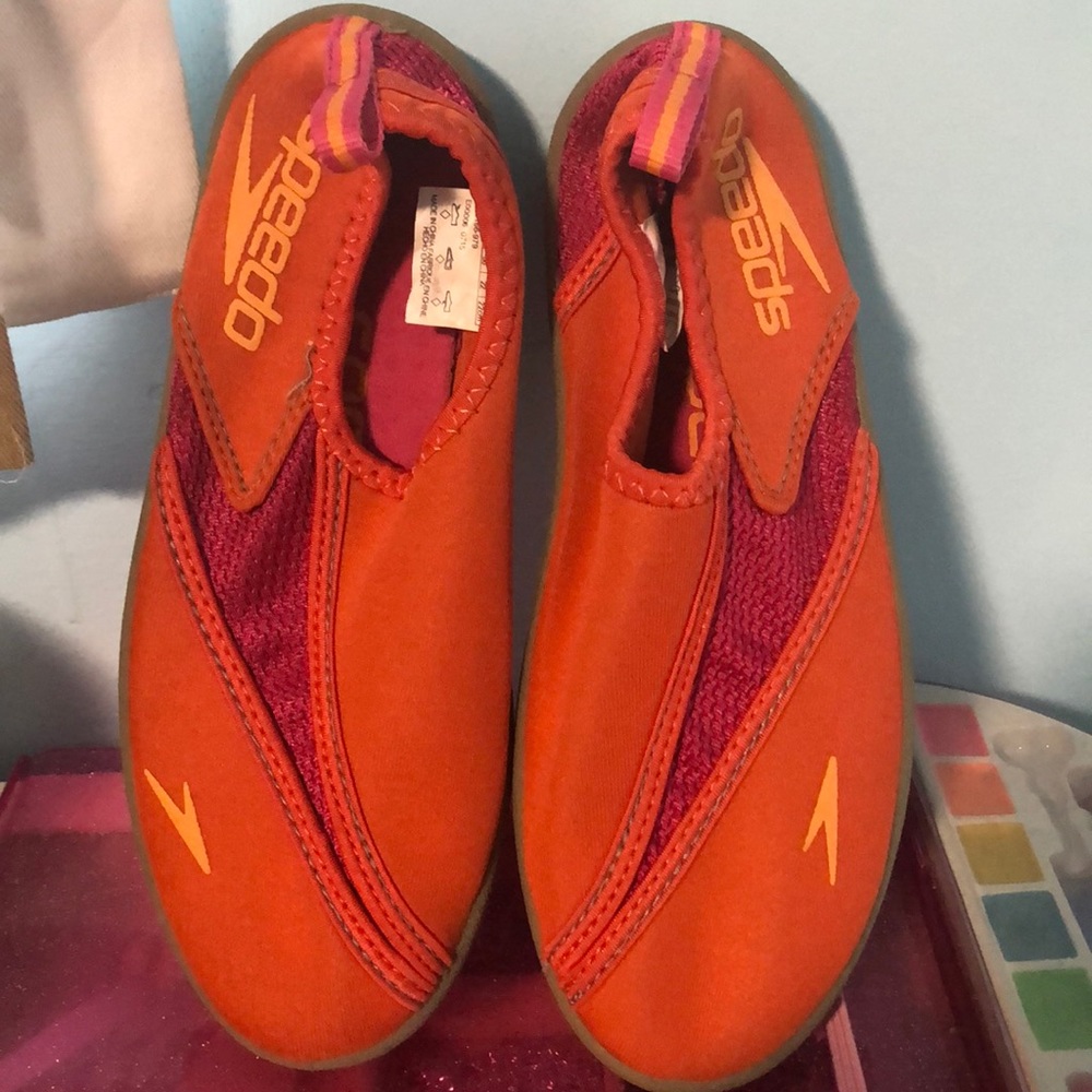 Speedo shoes